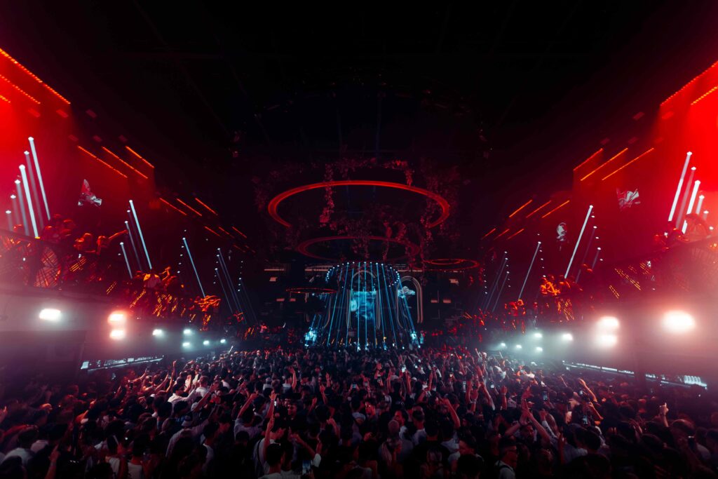 20260812_UNVRS_Paradise_0015_5000x4000px_